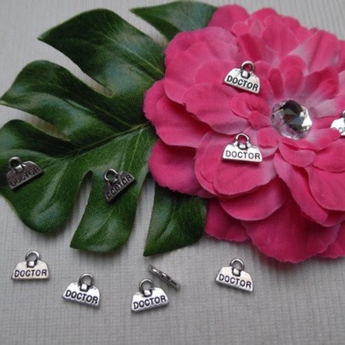 1 breloque mallette sac docteur 14.5x11x2.5mm 3d argent tibétain plein