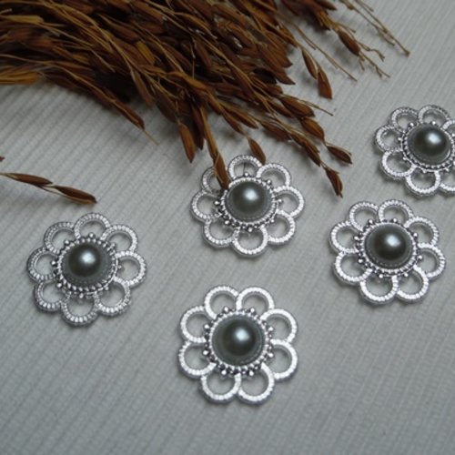 3 cabochons gris fleur argenté 26x7.5mm acrylique