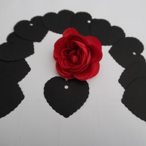  lot de 10 étiquettes coeur cartonnées noires dentelées 5.4x5.8cm