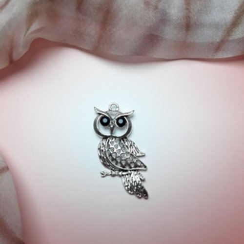 1 pendentif hibou chouette sur branche 5.1x2.6cm ajouré argent tibétain
