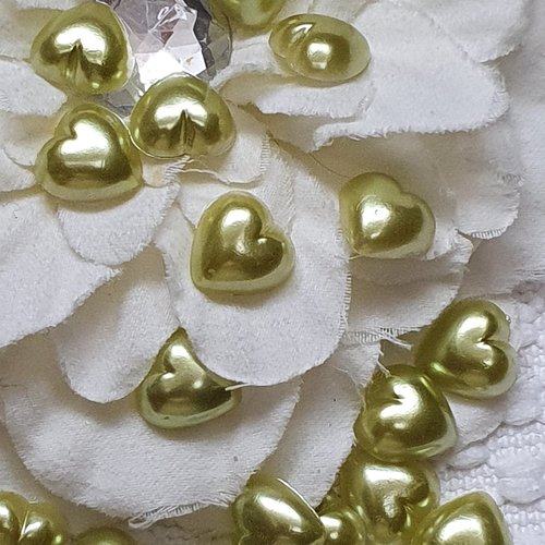 10 cabochons coeur nacré vert anis pâle 12mm résine épaisseur 4mm