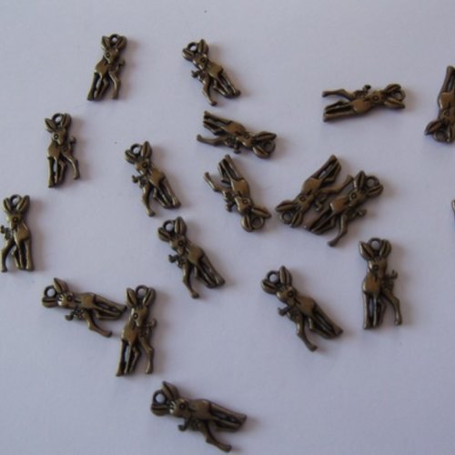 Lot de 5 pendentifs biche ciselé 3d bronze plein 19x7.5mm