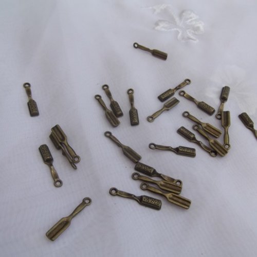 Lot de 5 breloques brosse à cheveux, brosse à vêtement bronze 26x5mm