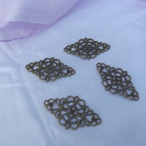 Lot de 4 estampes triangle filigrané fleur couleur bronze 4.2x2.5cm