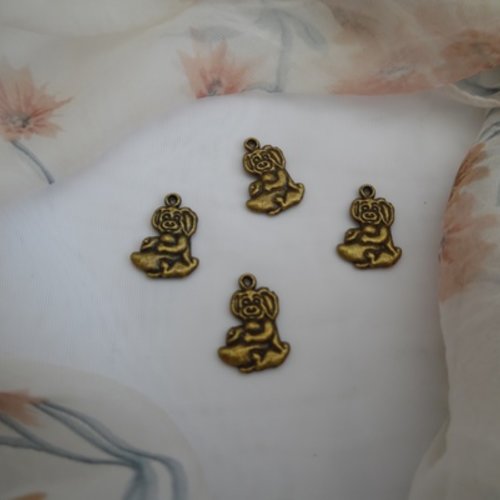 Lot de 3 breloques cochon bronze signe du zodiaque chinois 20.5x15x2mm