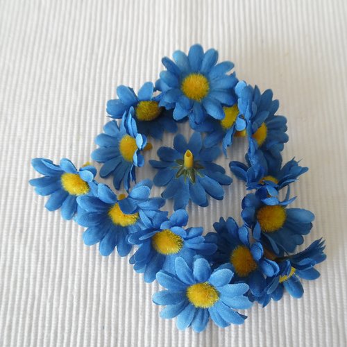 Lot de 4 fleurs marguerite pâquerette bleu foncé 4cm