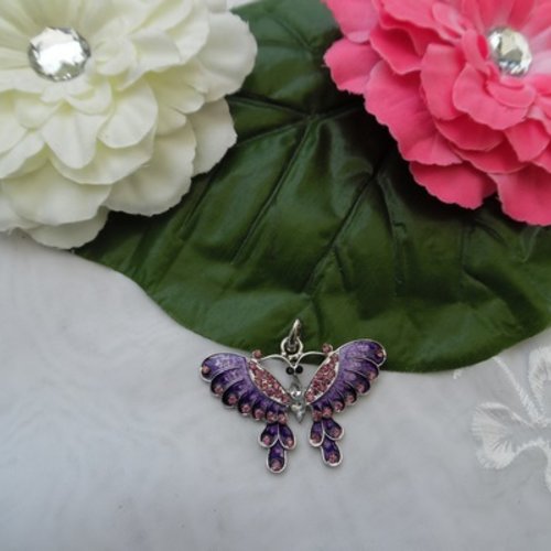 1 pendentif papillon émail 5.2x3.6cm mauve violet strass cristal autrichien 