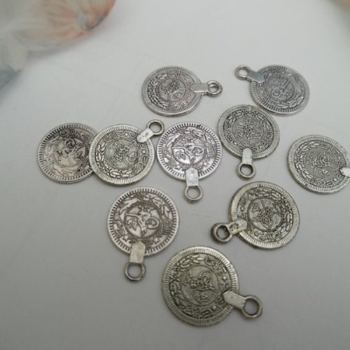 Lot de 2 pendentifs 23x17mm rond motifs divers 3d argent tibétain 
