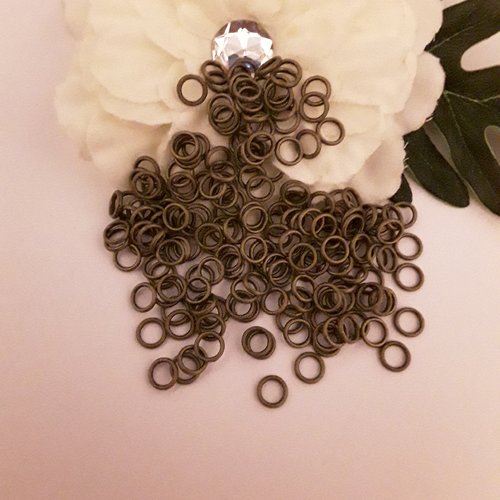 20 anneaux fermés 8x1.5mm bronze