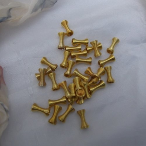 10 perles tubes cage ressort 9.4x5.7mm métal doré