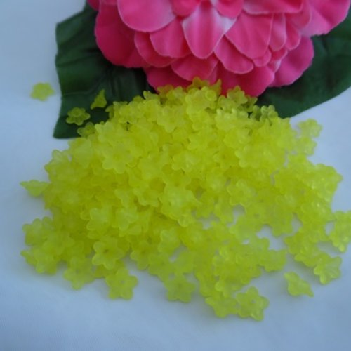 Lot de 30 coupelles fleurs 9x4.5mm jaune vif dépolies opaques