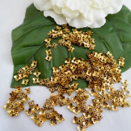  lot de 30 coupelles fleurs 7x2mm cuivre doré
