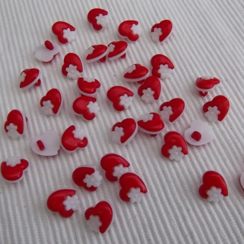 10 boutons coeur et fleur rouge 13.5x15x4.5mm acrylique