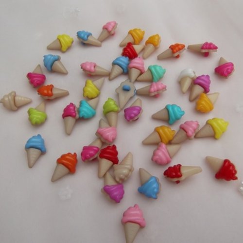 6 boutons cornet de glace 22x13mm beige acrylique