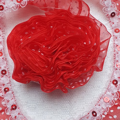 1.30m de dentelle froufrou rouge blanc 3cm organza polyester à pois