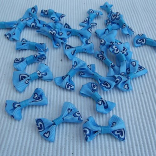 5 petits noeuds coeurs bleu 3.6x2.4cm galon satiné