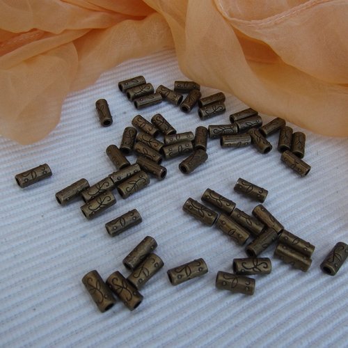 Lot de 6 perles tubes ciselées 12x5.5mm bronze