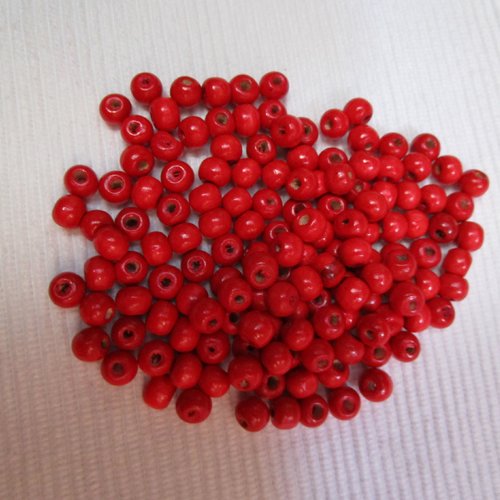20 perles rouge ronde 7.5x6mm en bois