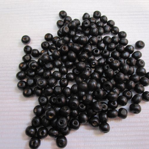 20 perles noire ronde 7.5x6mm en bois