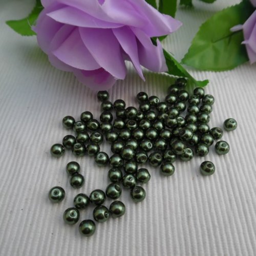 10 perles verte ronde 8.5x7.5mm en verre