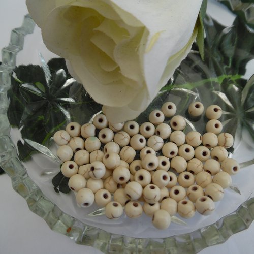 5 perles ronde 6x5.3mm howlite naturel beige ivoire