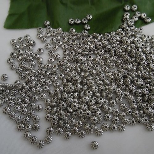 20 perles spirale 4x2.3mm argent tibétain