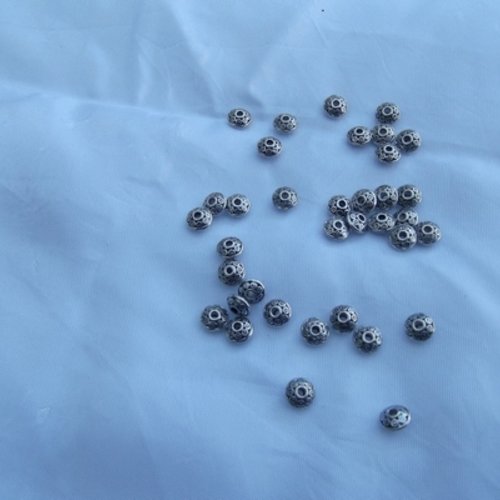 10 perles toupie soucoupe ciselée 6.6x4mm argent tibétain trou de 1.4mm
