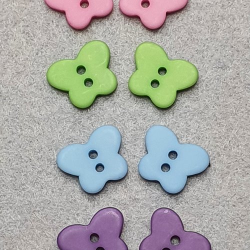 8 boutons papillon violet 13.2x10.5mm résine