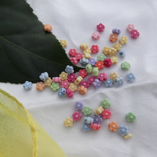 30 perles fleurs opaque pastel mixte 6.5x6.5x4mm acrylique