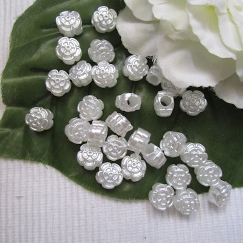 5 perles fleur nacrée blanche 11x8mm acrylique