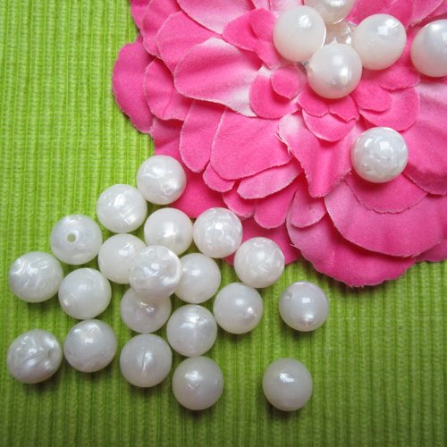 5 perles blanche ronde marbrée nacrée grosse 12mm acrylique