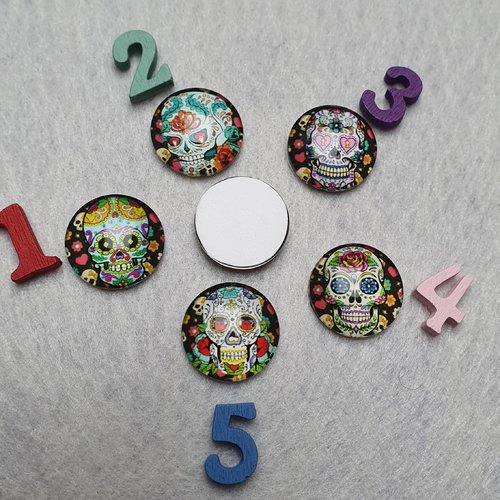 1 cabochon tête de mort n°5 verre 18mm épaisseur 5mm