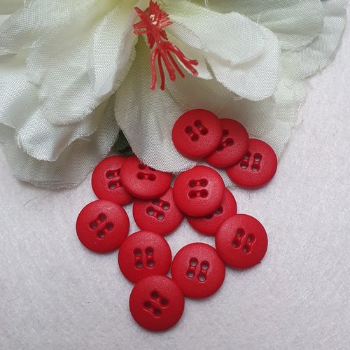 4 boutons rouge opaque 15mm résine épaisseur 3.8mm à 4 trous