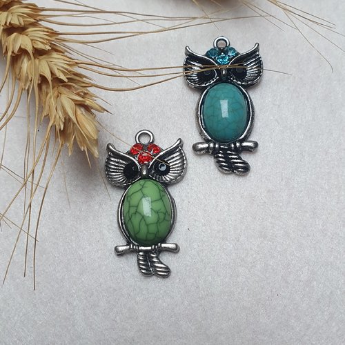 1 hibou chouette vert 42x23mm howlite argent tibétain