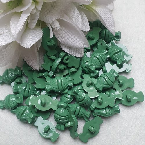 5 boutons bonbon vert 19.5x11mm acrylique