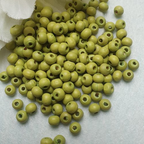 50 perles vert anis 6mm bois
