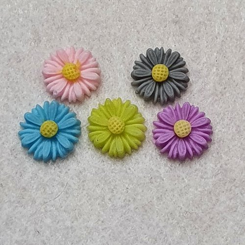 2 cabochons fleur vert 12.5mm résine épaisseur 3.3mm