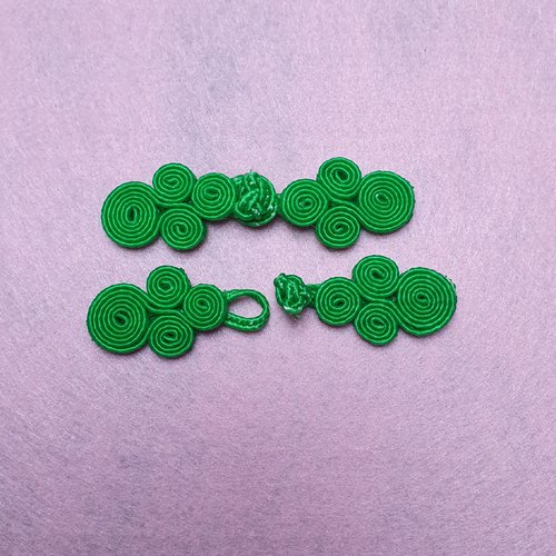 1 bouton brandebourg vert 7x2cm noeud grenouille chinois passementerie