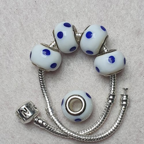 1 perle charm blanc à pois bleu 14x10.5mm verre