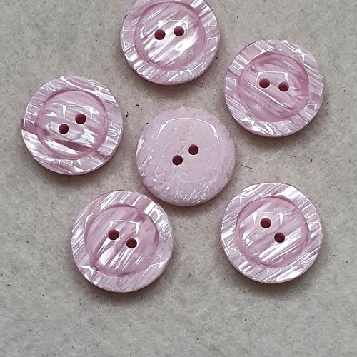 6 boutons rose blanc nacré 18mm à vague marbré résine