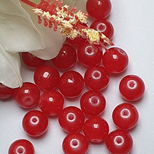 10 perles jade ton rouge 10x9mm trou de 1.5mm. n°59