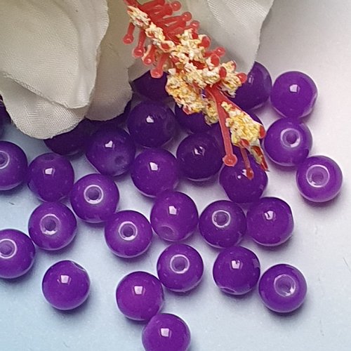 10 perles jade ton violet 8x7.5mm trou de 1.5mm. n°72
