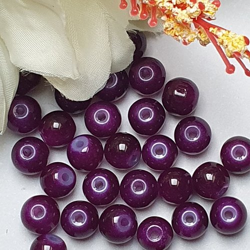 10 perles jade ton violet foncé 8x7.5mm trou de 1.5mm. n°75