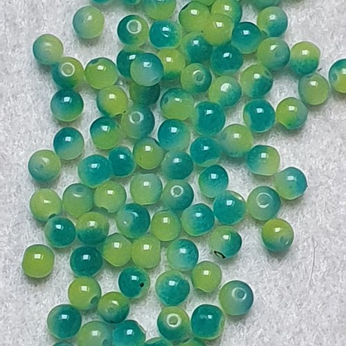 50 perles jade ton vert jaune 4.5x4mm trou de 0.7mm. n°81