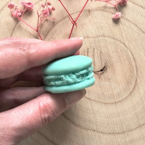 Macarons fondants parfumés cachemire et soie