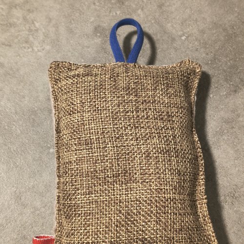 Éponge en toile de jute et nid d'abeille