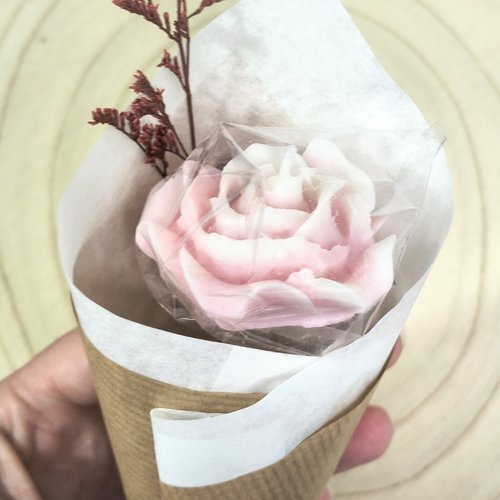 Fleur de bougie parfumée rose ancienne