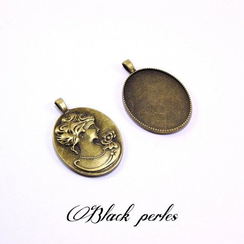 Support cabochon pendentif ovale 40x30mm, motif femme, bronze antique x1- 30x40-1