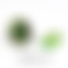 Cabochon ovale 25x18mm à coller, en acrylique, vert x2 