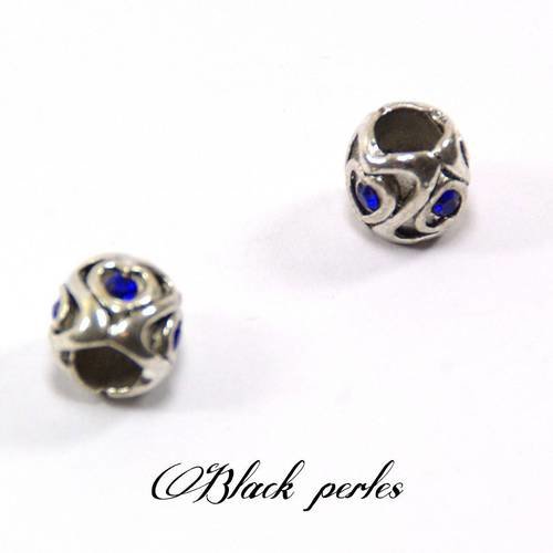 Perle charm style pandora, en métal avec coeurs, et strass bleu roi  - m91 